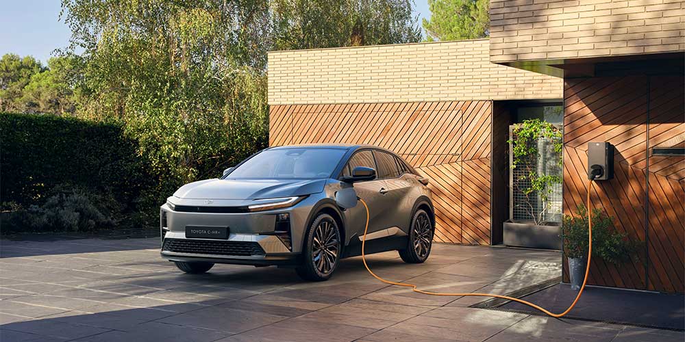 Toyota presenta la versión eléctrica del C-HR