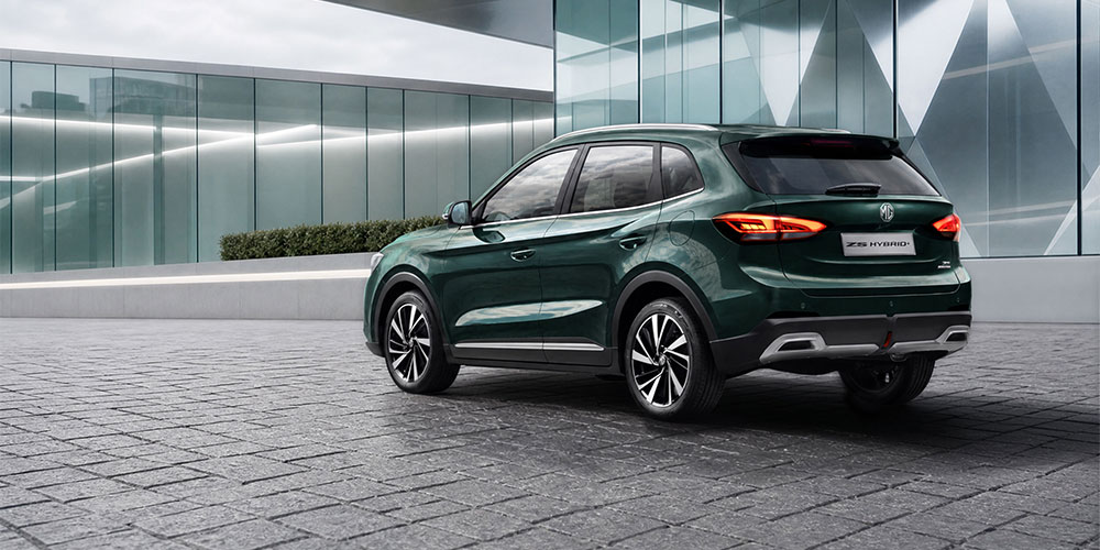 MG actualiza el ZS con mejoras en el sistema híbrido y más equipamiento