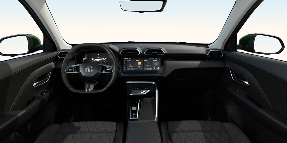 MG actualiza el ZS con mejoras en el sistema híbrido y más equipamiento