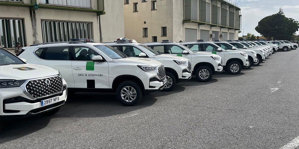 KGM entrega 28 Rexton a los Agentes del Medio Natural de Extremadura