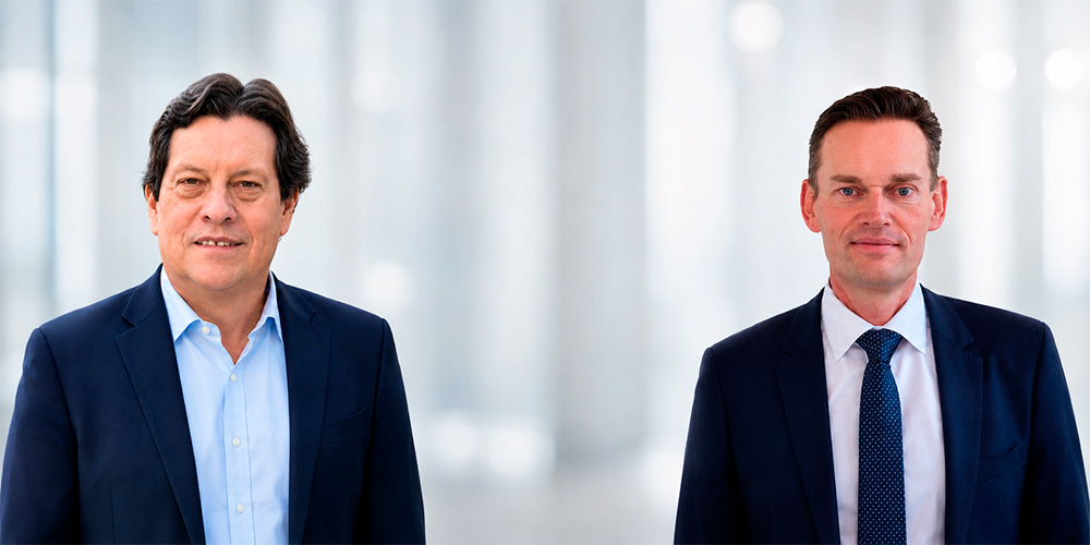 Edwin Acosta (izq.) y Kent Bjertrup (der.)